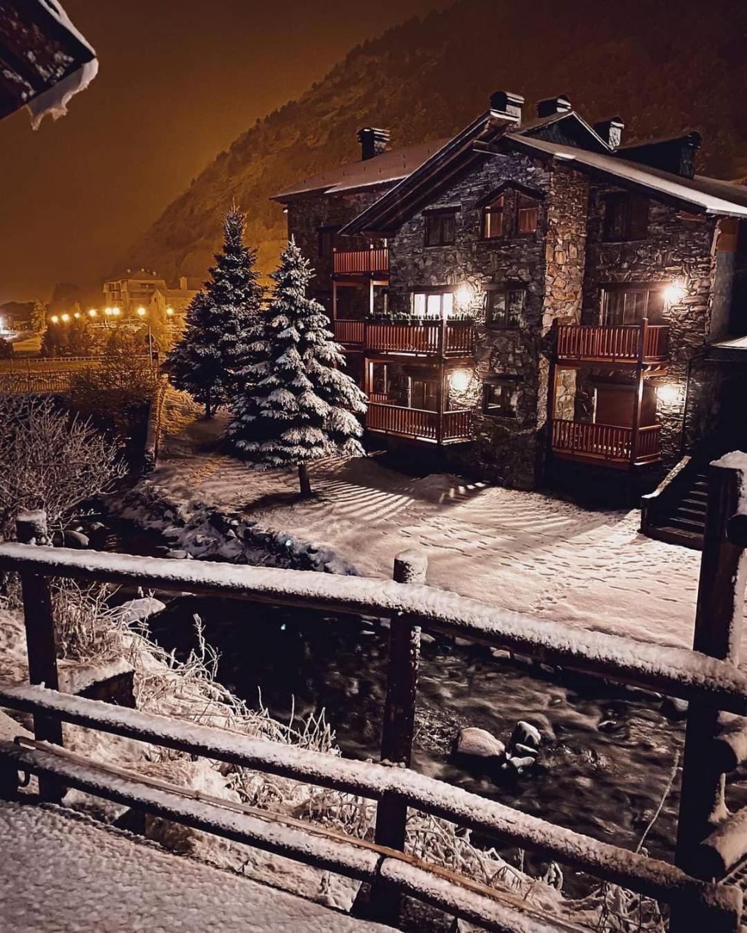 Apartamento Valle De Incles Orenetes Wifi Y Parking Gratuito Soldeu Ngoại thất bức ảnh